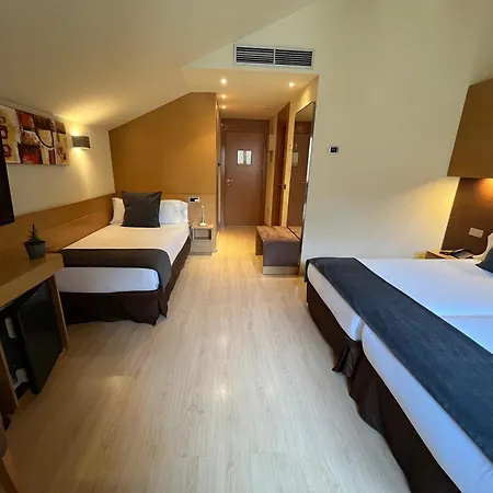Wuau! Hotel Galanthus & Spa Canillo Exterior photo