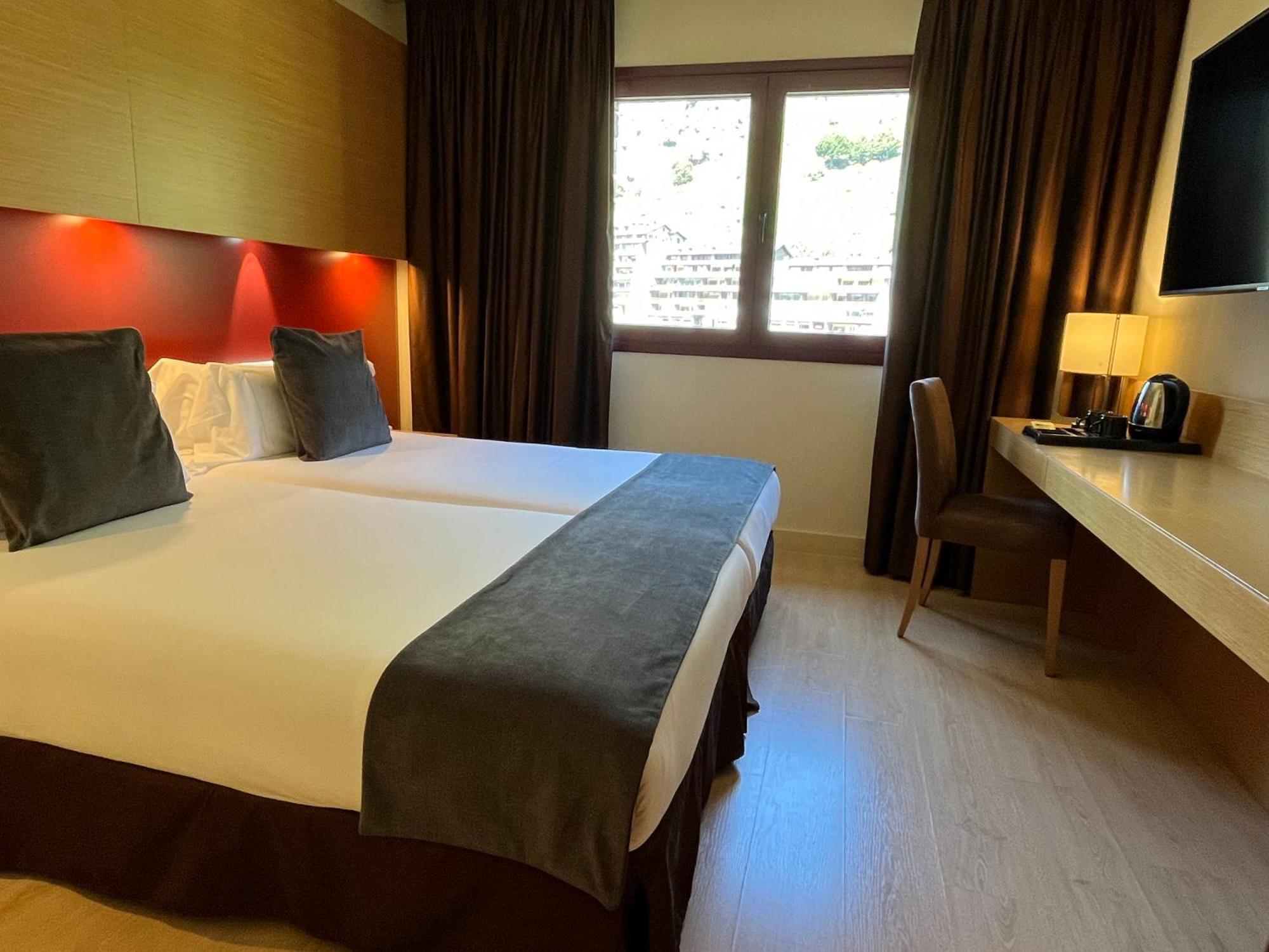 Hotel Wuau! Galanthus & 4*